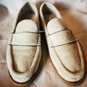Stuart Weitzman Bromley Loafers Genuine Shearling size 9M